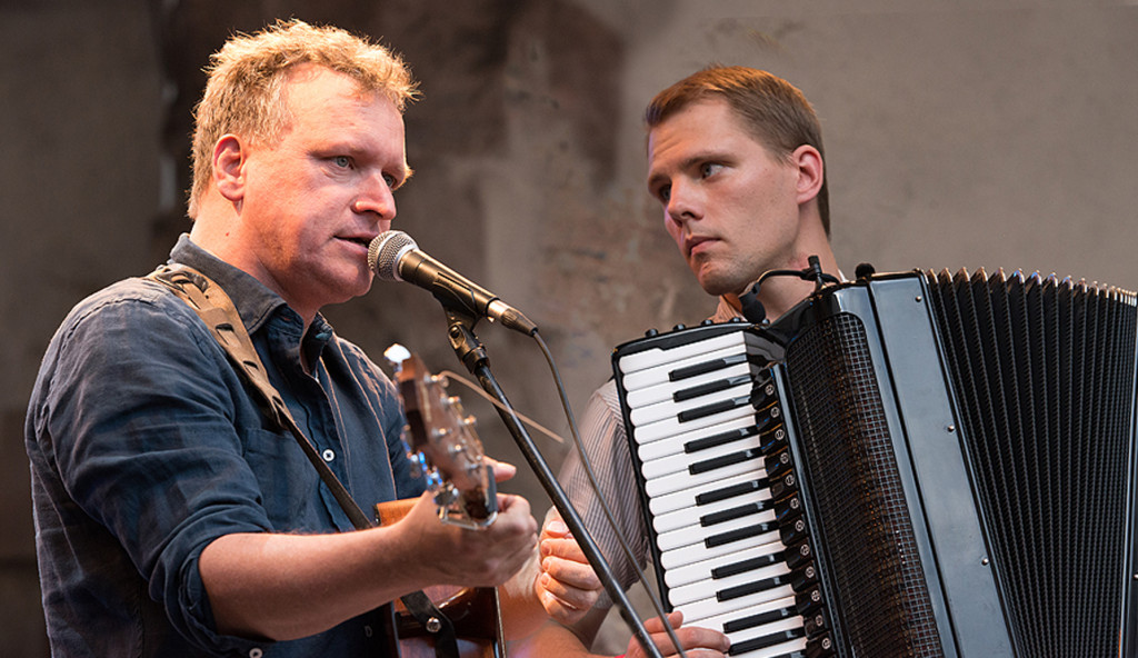»Die Grenzgänger« begleiten unsere Veranstaltung musikalisch: Freuen Sie sich auf Michael Zachcial und Felix Kroll (Foto: privat).