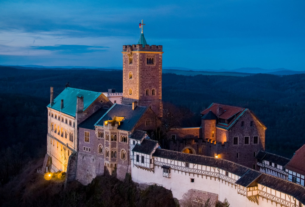 Ein Schlüsselort der deutschen Geschichte: die Wartburg (Quelle: Thüringer Tourismus GmbH, gemeinfrei)